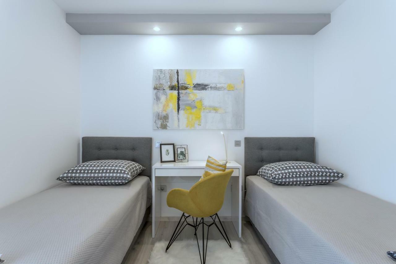 Villa Ema Kastela With Private Heated Pool Bagian luar foto